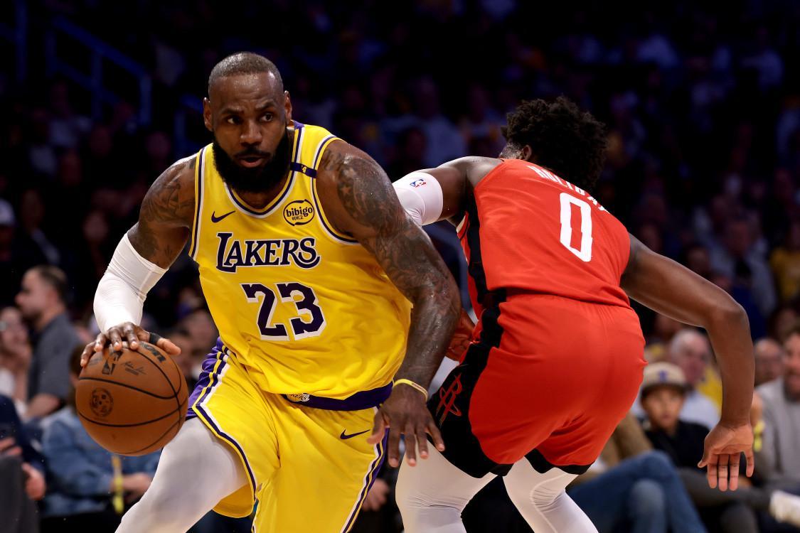 巴克利:詹姆斯已4年没取得成功+该离开,湖人是东契奇球队